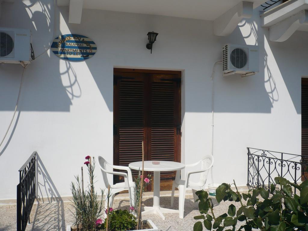 Spyros Apartments Kalamaki  Room photo