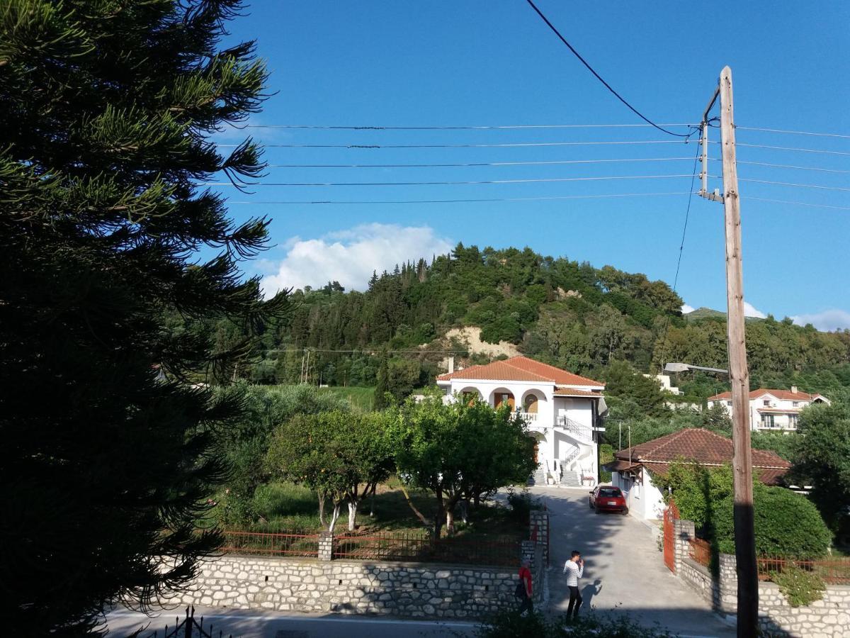 Spyros Apartments Kalamaki  Exterior photo